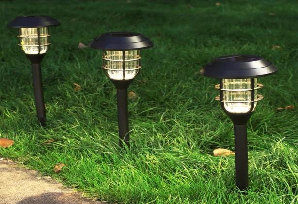 HOW TO USE SOLAR LIGHT